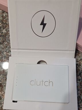 Clutch White Portable Power Bank – Slim Travel Charger